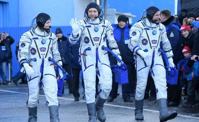 Astronauts Say Looking Forward To Space Launch After Soyuz Accident
