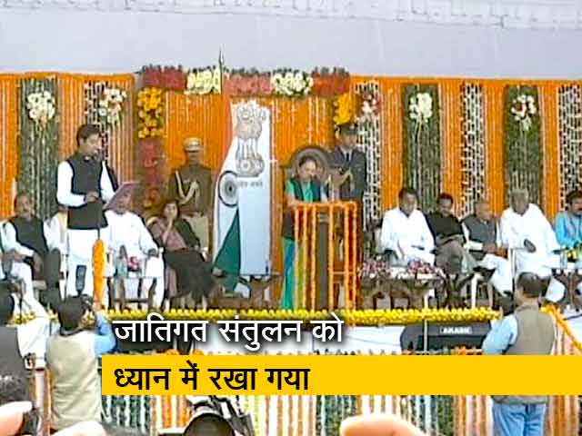 एमपी में सीएम के बाद मंत्रियों ने ली शपथ