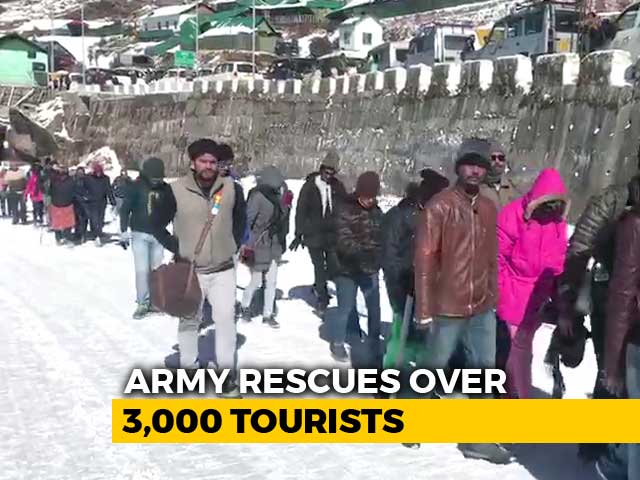 Over 3,000 Tourists Stuck In Sikkim Due To Heavy Snowfall Rescued By Army