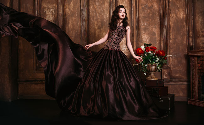 7 Gowns Under Rs 3000 That You Can Wear For The Next Wedding Reception You Are Invited To