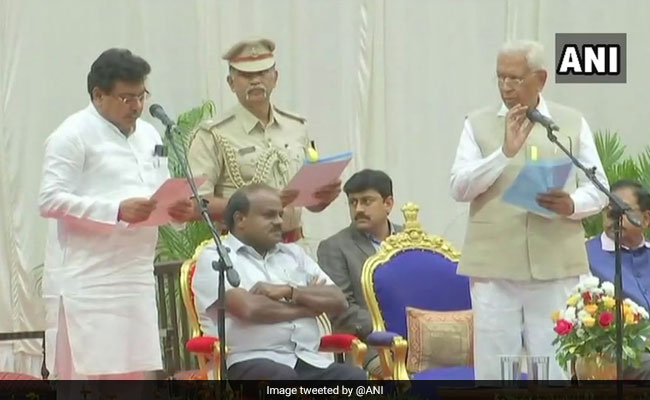 Eight Congress Leaders Sworn Into Karnataka Cabinet Ahead Of National Polls, Two Removed