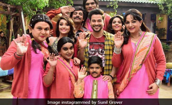 <I>Kanpur Wale Khuranas</I>: Cast Of Sunil Grover's Show Shuffles - Kunal Kemmu Out, Aparshakti And Farah Khan In