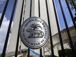 Nepal Writes To RBI To Declare New Indian Currency Legal In The Country Nepal Writes To RBI To Declare New Indian Currency Legal In The Country