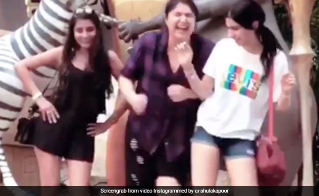 Janhvi, Anshula And Khushi Kapoor Are Having A Blast In Singapore. Seen The New Video?