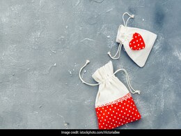 5 Ways To Present Your Christmas Gifts This Season 5 Ways To Present Your Christmas Gifts This Season
