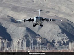 यूक्रेन : फंसे लोगों को लाने के लिए शनिवार को वायु सेना की चार व 11 असैनिक उड़ानों का परिचालन यूक्रेन : फंसे लोगों को लाने के लिए शनिवार को वायु सेना की चार व 11 असैनिक उड़ानों का परिचालन