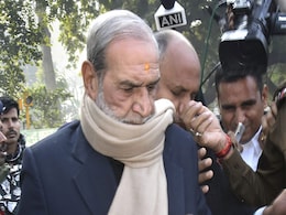 1984 दंगों के आरोपी सज्जन कुमार की जमानत याचिका खारिज, कोर्ट ने कहा- कोई छोटा केस नहीं 1984 दंगों के आरोपी सज्जन कुमार की जमानत याचिका खारिज, कोर्ट ने कहा- कोई छोटा केस नहीं