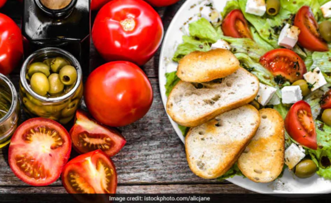 The Mediterranean diet is also referred as a heart-healthy way of eating