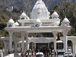7,000 Pilgrims To Be Allowed Per Day At Vaishno Devi Shrine From October 15 7,000 Pilgrims To Be Allowed Per Day At Vaishno Devi Shrine From October 15