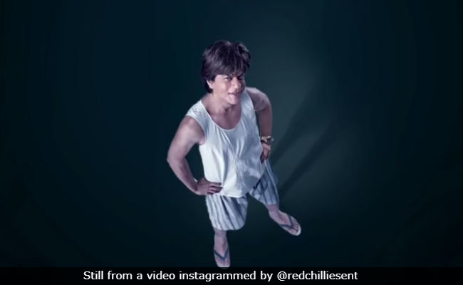 Hero or <i>Zero</i>? Shah Rukh Khan Eyes Hit As Dwarf