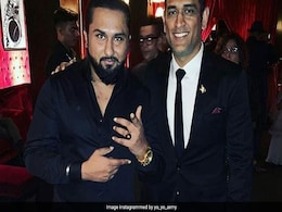यो यो हनी सिंह अब ऐसे आते हैं नजर, दीपिका-रणवीर के रिसेप्शन में यूं दिखा जलवा- देखें video यो यो हनी सिंह अब ऐसे आते हैं नजर, दीपिका-रणवीर के रिसेप्शन में यूं दिखा जलवा- देखें video
