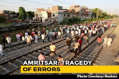 Clean Chit To Navjot Singh Sidhu's Wife In Amritsar Train Accident Probe Clean Chit To Navjot Singh Sidhu's Wife In Amritsar Train Accident Probe
