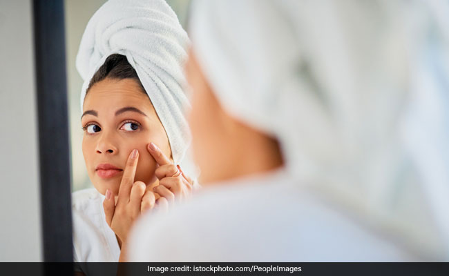 Got A Pimple Out Of Nowhere? 6 Fixes To Zap It Away