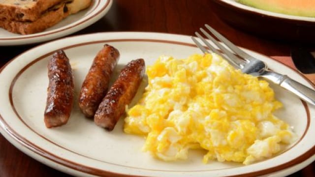 Weight loss: Including proteins in your diet can surely help you lose weight.
