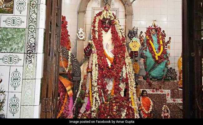 Thieves Use Stick Through Temple Ventilator To Take Jewellery Worth Lakhs