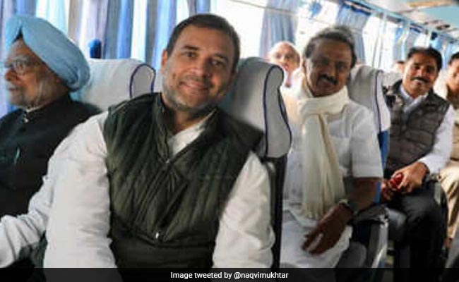 केंद्रीय मंत्री मुख्तार अब्बास नकवी ने ट्विटर पर तस्वीर शेयर कर लिखा- बचा ले मौला-ए-राम, गठबंधन का क्या होगा अन्जाम