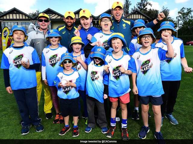 India vs Australia: Nathan Lyon And Peter Siddle Put ...