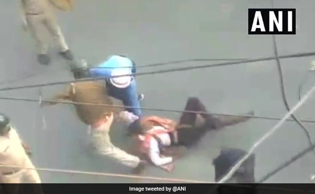 Lathicharge In Bengal Town As Protesting BJP Workers Attack Cops