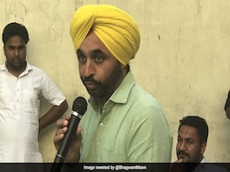 'अगर प्राइवेट कंपनियों के कंट्रोल में आटा आ गया तो क्या होगा?' डेटा बैन पर AAP सांसद का एक तीर से दो निशाने 'अगर प्राइवेट कंपनियों के कंट्रोल में आटा आ गया तो क्या होगा?' डेटा बैन पर AAP सांसद का एक तीर से दो निशाने