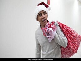 Barack Obama Delights Children As Santa In Surprise Visit To Hospital. Watch Barack Obama Delights Children As Santa In Surprise Visit To Hospital. Watch