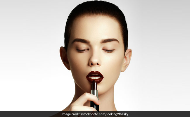 Trend Alert: 5 Lipstick Shades To Try This Winter