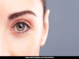 Eye Health: इन 5 नेचुरल तरीकों से बढ़ाएं आंखों की रोशनी, नहीं करनी पड़ेगी ज्यादा मेहनत और असर भी दिखेगा अच्छा  Eye Health: इन 5 नेचुरल तरीकों से बढ़ाएं आंखों की रोशनी, नहीं करनी पड़ेगी ज्यादा मेहनत और असर भी दिखेगा अच्छा
