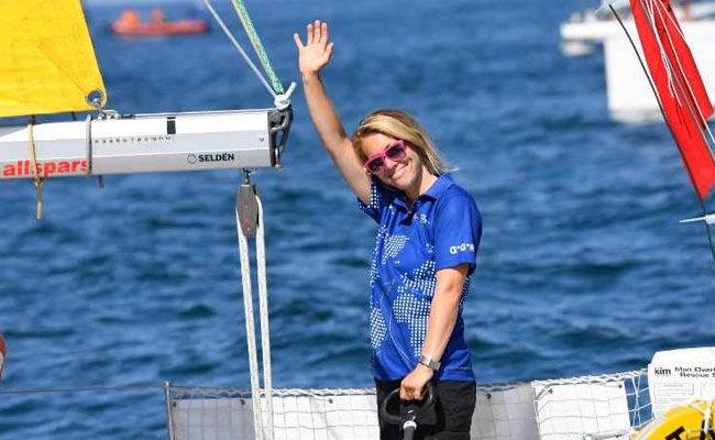 Chinese Ship Arrives To Rescue British Solo Yachtswoman In Pacific