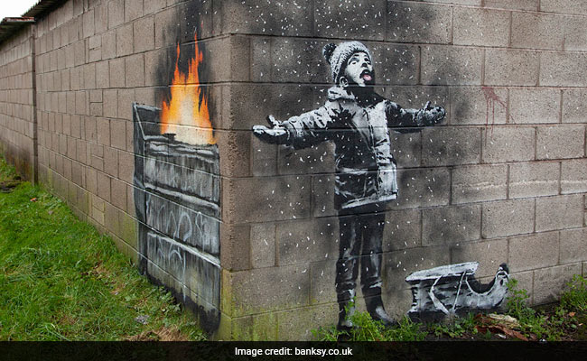 Banksy Gifts Welsh Steel Town A White Christmas Attraction