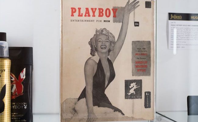 Fans Pay Top Dollar For Playboy Founder Hugh Hefner's Personal Items