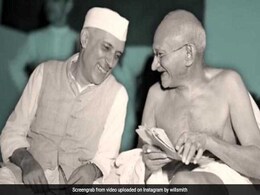 बॉलीवुड राइटर ने कसा तंज, बोले- सारी गलती नेहरु और गांधी की है... बॉलीवुड राइटर ने कसा तंज, बोले- सारी गलती नेहरु और गांधी की है...