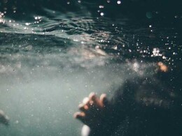 4 Girls Drown While Collecting Clay From Riverbed In UP: Police 4 Girls Drown While Collecting Clay From Riverbed In UP: Police