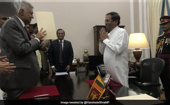 रानिल विक्रमसिंघे बने श्रीलंका के प्रधानमंत्री, डेढ़ महीने से जारी गतिरोध खत्म