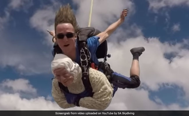 This 102-Year-Old Great-Granny Is The "Oldest" Skydiver. Watch