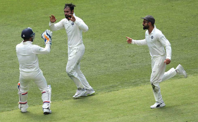 IND vs AUS, 2nd Test, Day 1: भारत के लिए पहला दिन मिला-जुला, हनुमा विहारी के प्रदर्शन ने खड़ा किया सवाल