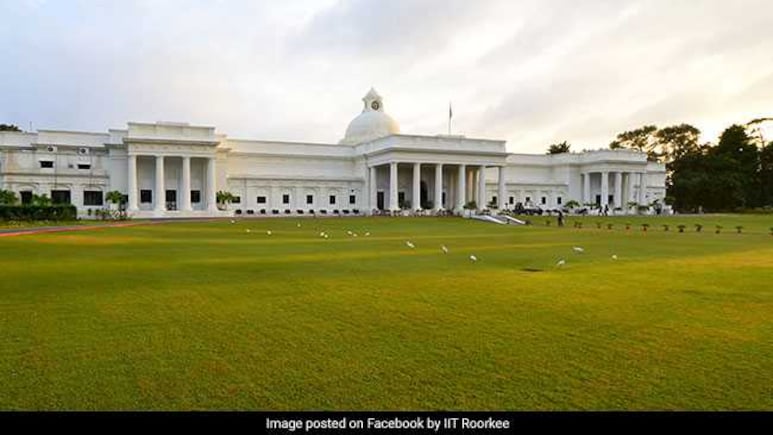 IIT Roorkee Warns Students Against "Political Movement". Then A Clarification