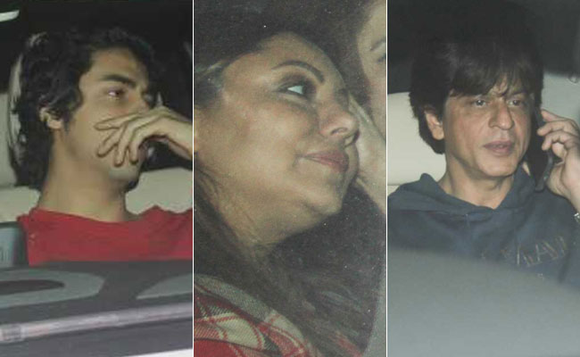 <I>Zero</I>: Shah Rukh Khan Treats Wife Gauri And Son Aryan To A Special Screening Of The Film