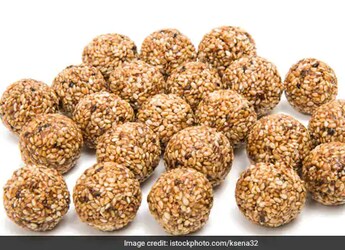 Winter Special: How To Make Gud Till Ladoo That'll Keep You Warm In Winter Winter Special: How To Make Gud Till Ladoo That'll Keep You Warm In Winter