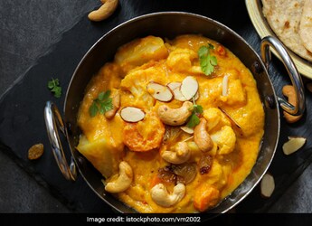 Navrattan Korma Recipe: This Wholesome And Hearty Mix Of Vegetables Is All About Indulgence Navrattan Korma Recipe: This Wholesome And Hearty Mix Of Vegetables Is All About Indulgence