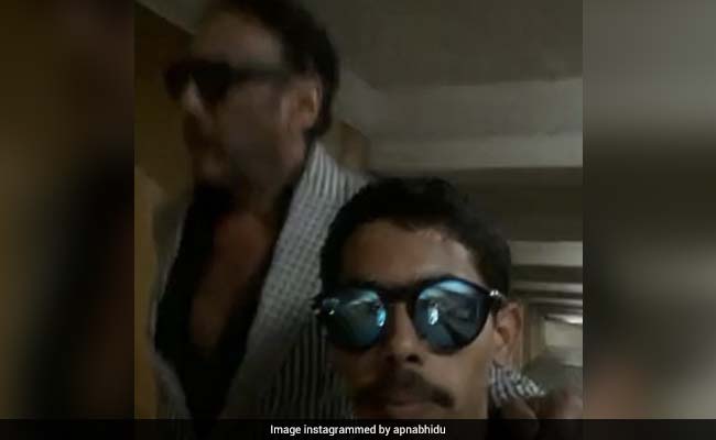 यूपी के 'साइलेंस पांडे' से मिलकर खुश हुए जैकी श्रॉफ, बोले- 'असली बीड़ू, एकदम असली...' देखें Video