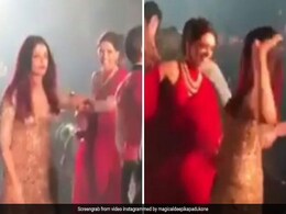 Isha Ambani Wedding: ऐश्वर्या राय ने दीपिका पादुकोण को खींचकर कराया डांस, देखकर रणवीर ने किया ऐसा, देखें VIDEO Isha Ambani Wedding: ऐश्वर्या राय ने दीपिका पादुकोण को खींचकर कराया डांस, देखकर रणवीर ने किया ऐसा, देखें VIDEO