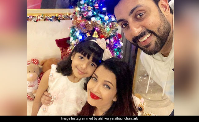 Aishwarya Rai Bachchan, Abhishek And Aaradhya Send Christmas Wishes To Fans On Instagram