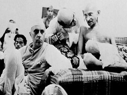 "Gandhi <i>Ji</i> Wanted Congress Disbanded": PM Blogs As Party Meets In Gujarat "Gandhi <i>Ji</i> Wanted Congress Disbanded": PM Blogs As Party Meets In Gujarat