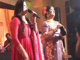 Kapil Sharma Wedding: कपिल शर्मा की शादी में देसी छौंक, माता के जगराते से लेकर 'जागो' तक की रस्म...देखें Video Kapil Sharma Wedding: कपिल शर्मा की शादी में देसी छौंक, माता के जगराते से लेकर 'जागो' तक की रस्म...देखें Video