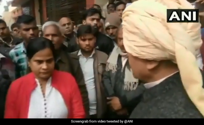 आगरा में बीजेपी MLA ने महिला एसडीएम को धमकाया- क्या आपको नहीं पता है कि मैं विधायक हूं