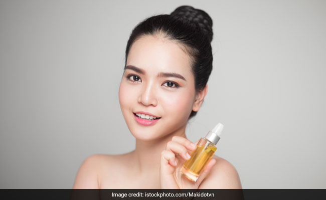 5 Amazing Facial Oils To Keep Your Skin Radiant In This Winter