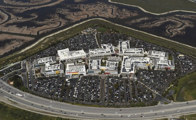 Police Give 'All Clear' After Bomb Threat At Facebook's California Campus