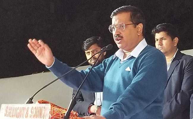 दिल्ली में 'बनिया' वोटरों पर भिड़ी AAP-BJP, केजरीवाल ने पूछा- भाजपा ने 4 लाख नाम क्यों कटवाए