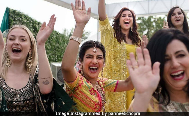 'Nick Jonas Was Madly Generous': Read Priyanka Chopra's Cousin Parineeti's Tweet About '<i>Joota</i> Hiding Money'