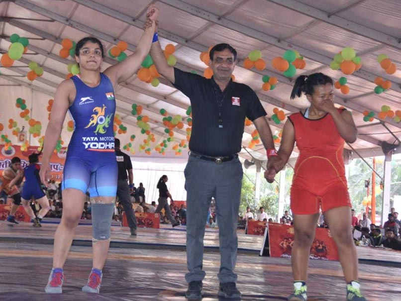 Vinesh Phogat, Sakshi Malik End Season With National Titles