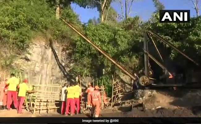 Meghalaya Rescue Operation Highlights: Navy Team To Enter Mine Again On Monday